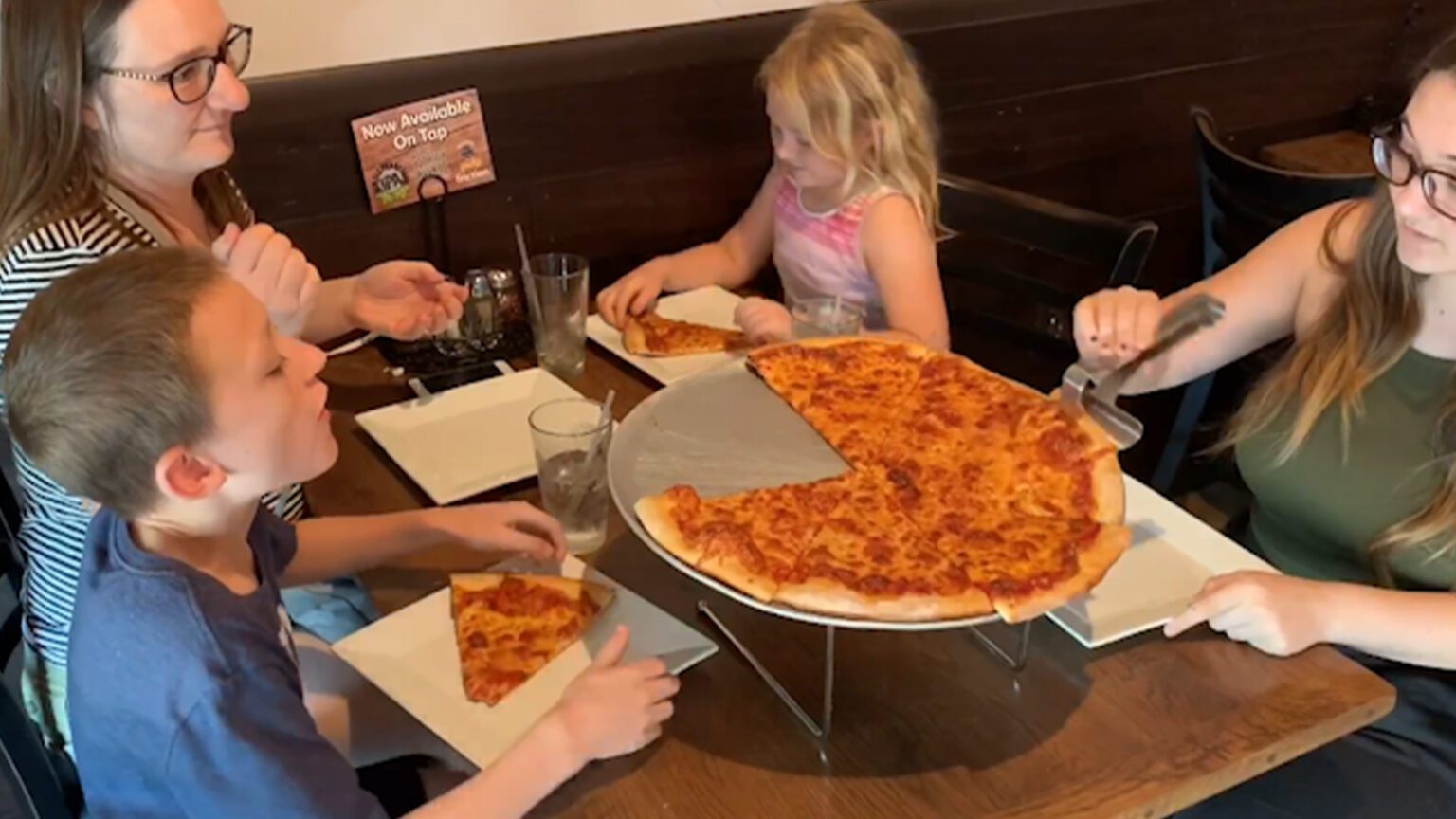 Our Menu Pepperoni's Tavern Alpharetta Sports Bar & Pizza Restaurant